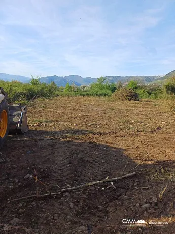 Urbanized plot in Kotor area